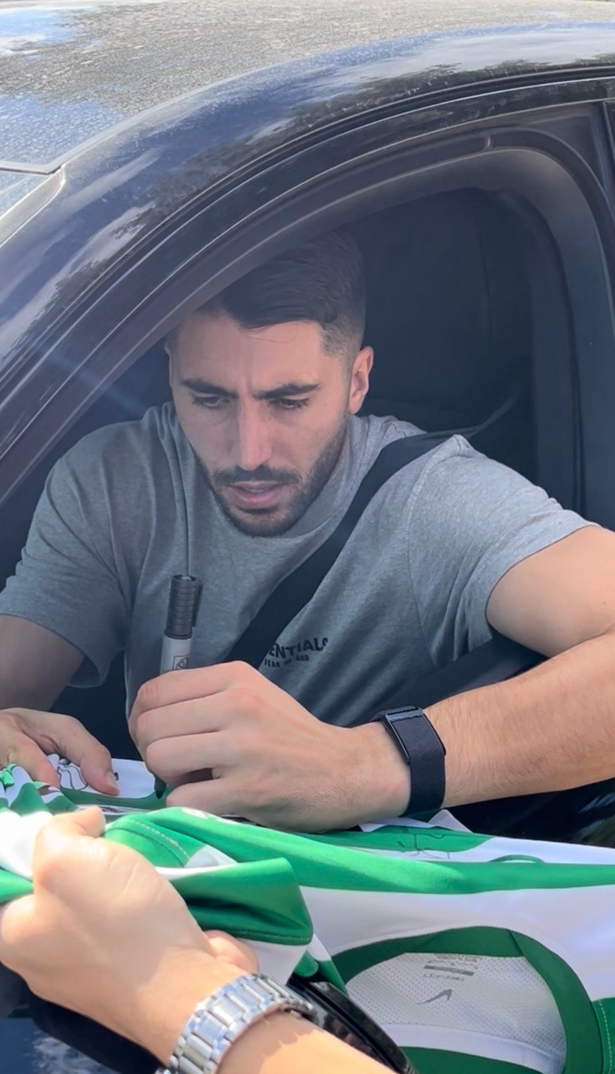 Camisola assinada pelo plantel do Sporting CP 25/26